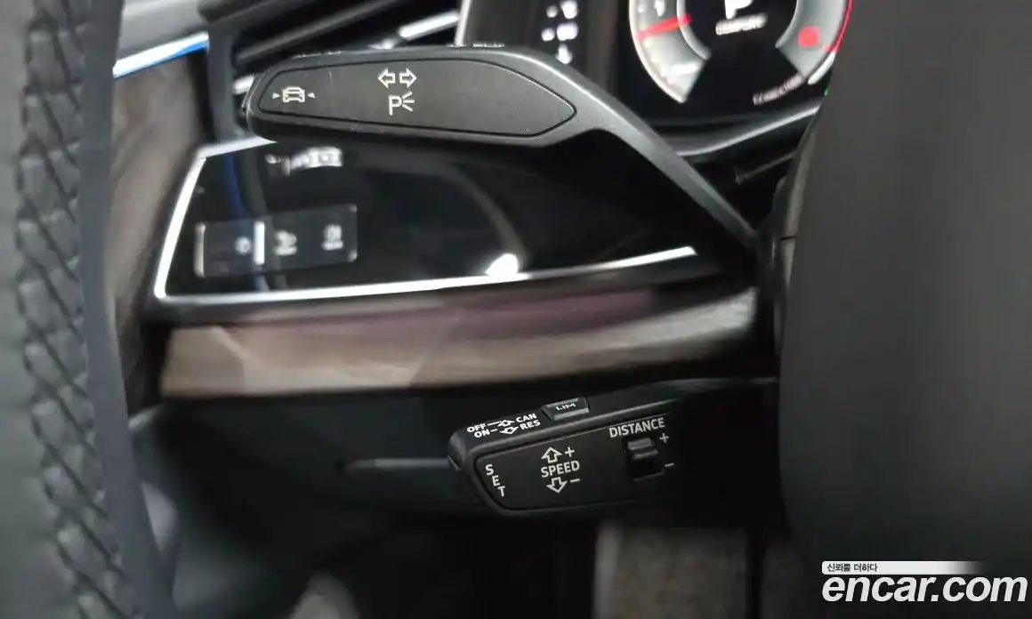 Audi Q7 2021 3.0 автомат (гидро), фото 23