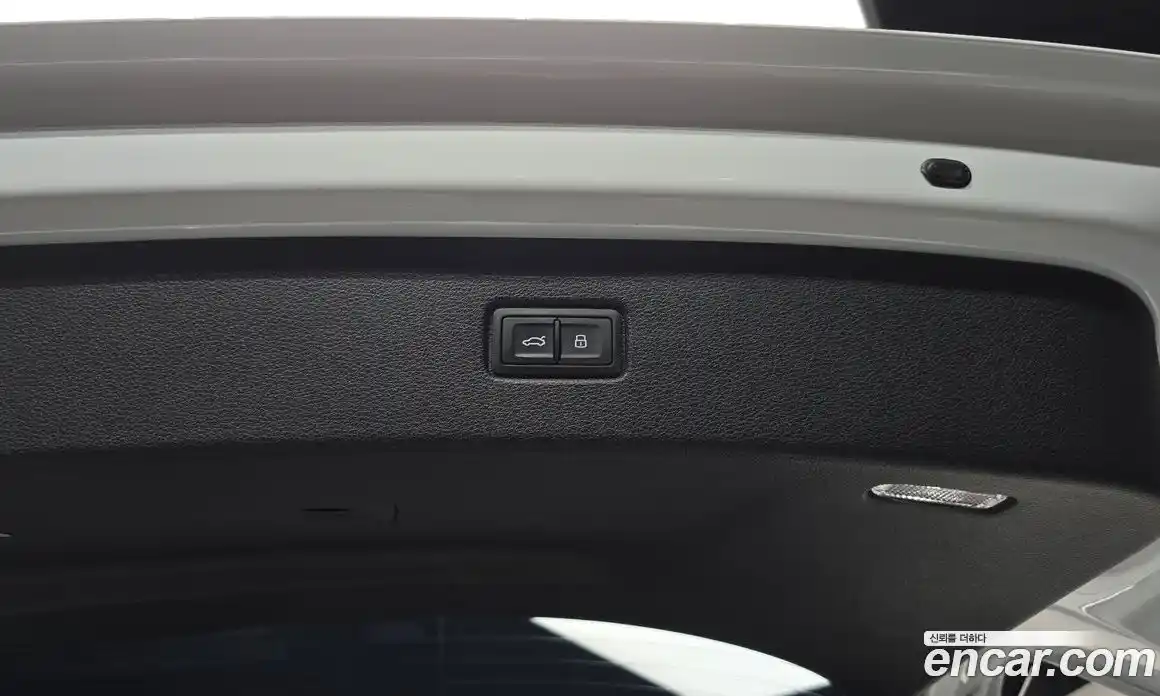 Audi Q7 2021 3.0 автомат (гидро), фото 25