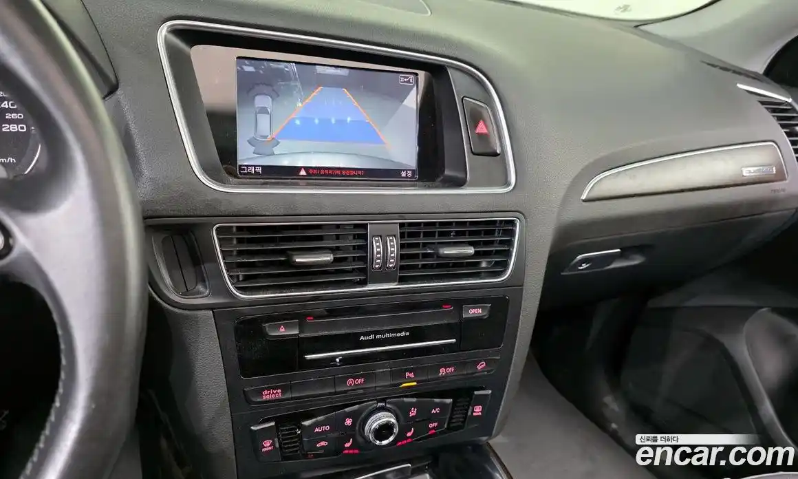 Audi Q5 2016 2.0 автомат (гидро), фото 16