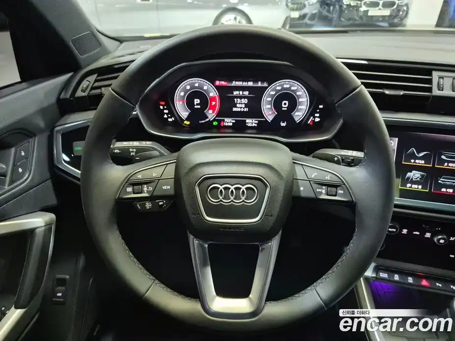 Audi Q3 2025 2.0 автомат (гидро), фото 15