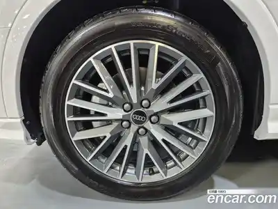 Audi Q3 2025 2.0 автомат (гидро), миниатюра 5