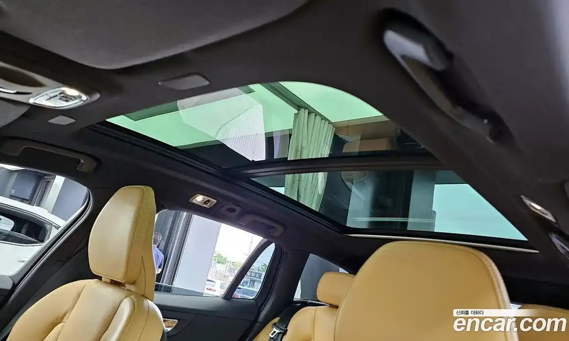 Volvo V60 2022 2.0 автомат (гидро), фото 18