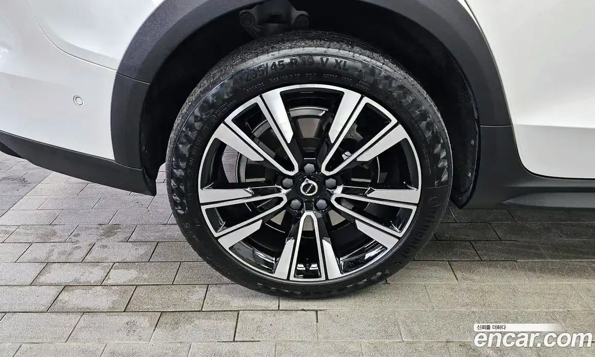Volvo V60 2022 2.0 автомат (гидро), фото 5