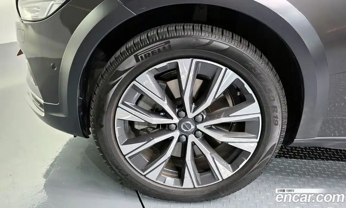 Volvo V90 2020 2.0 автомат (гидро), фото 5