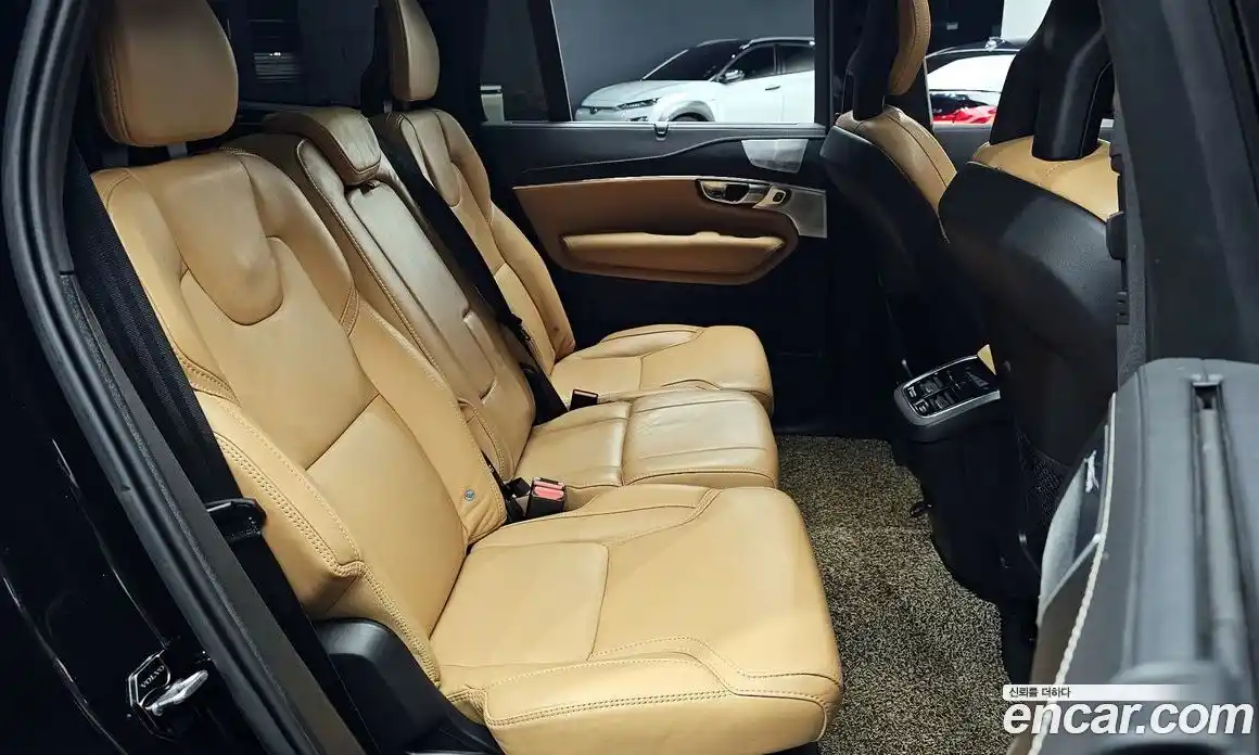 Volvo XC90 2021 2.0 автомат (гидро), фото 17