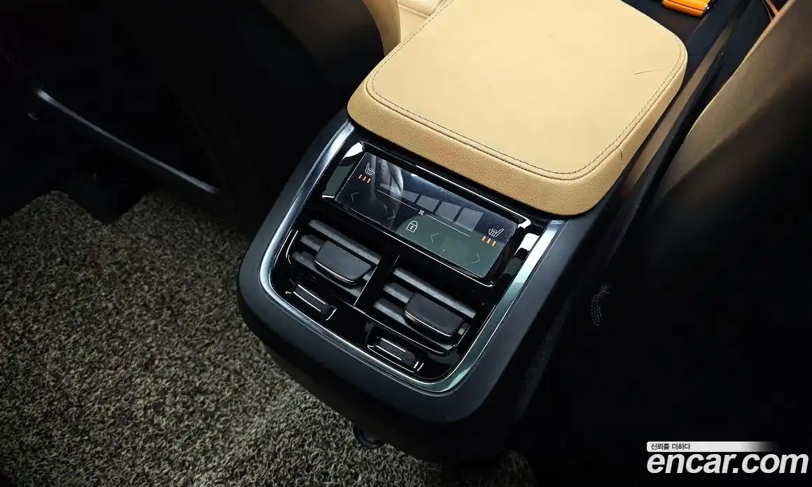 Volvo XC90 2021 2.0 автомат (гидро), фото 22