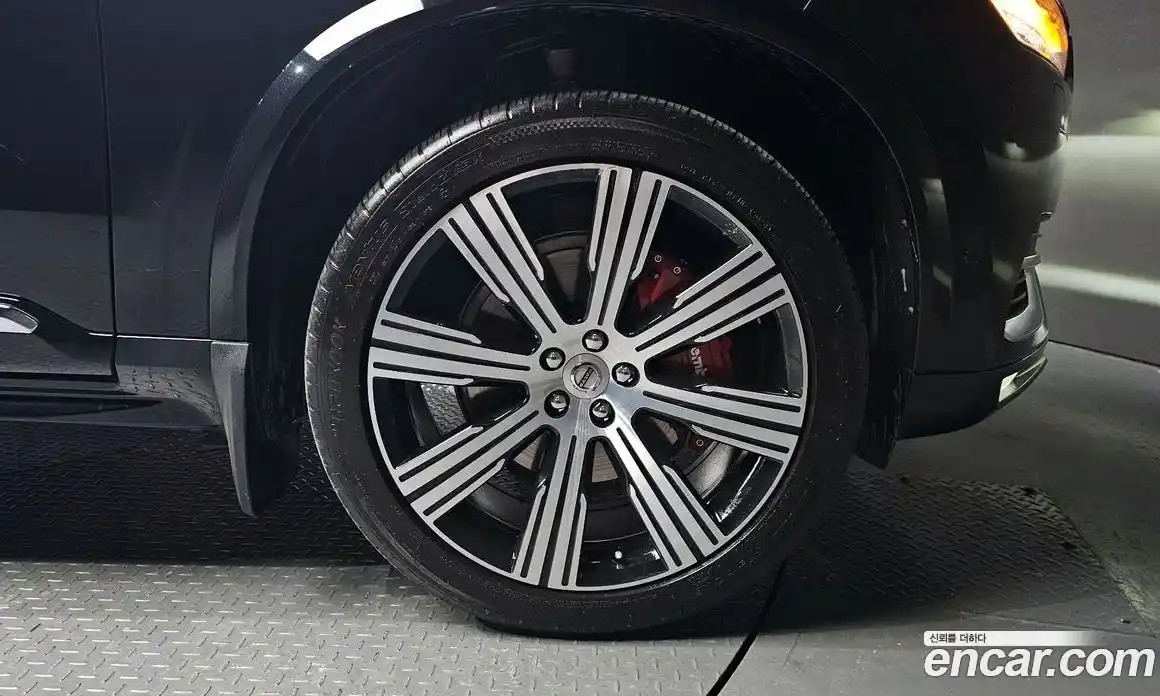 Volvo XC90 2021 2.0 автомат (гидро), фото 6