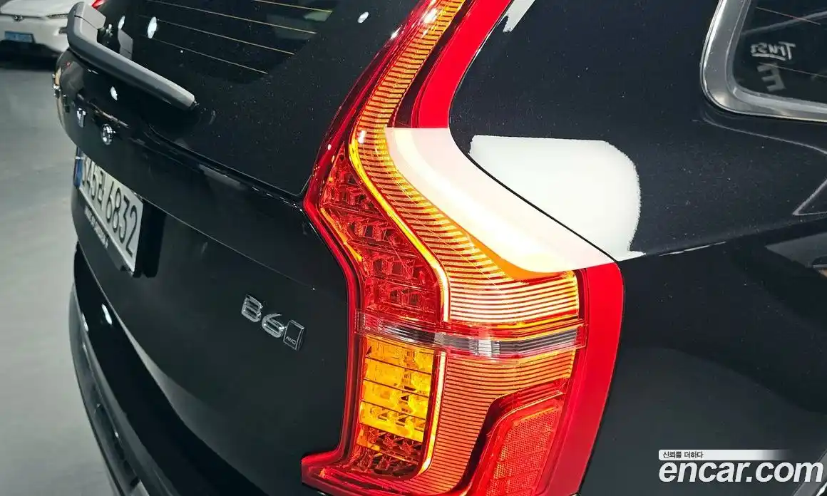 Volvo XC90 2021 2.0 автомат (гидро), фото 8