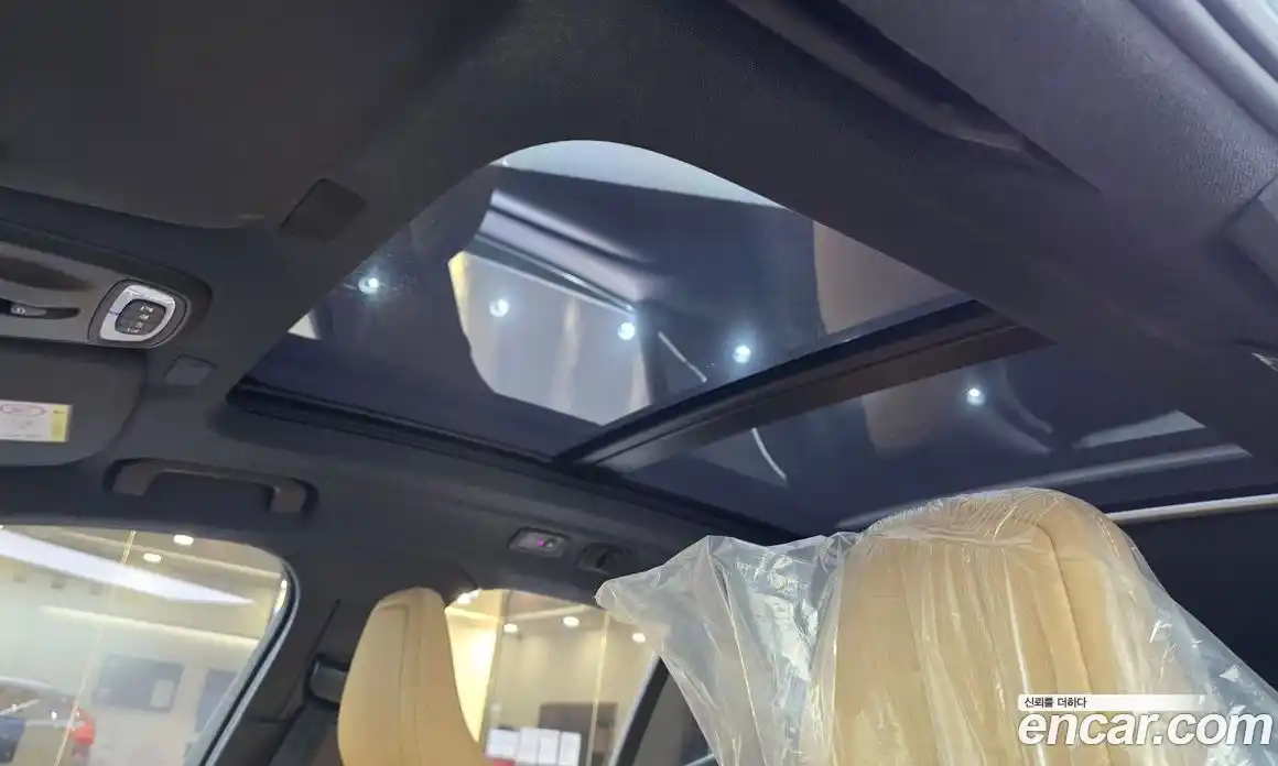 Volvo XC40 2020 2.0 автомат (гидро), фото 23