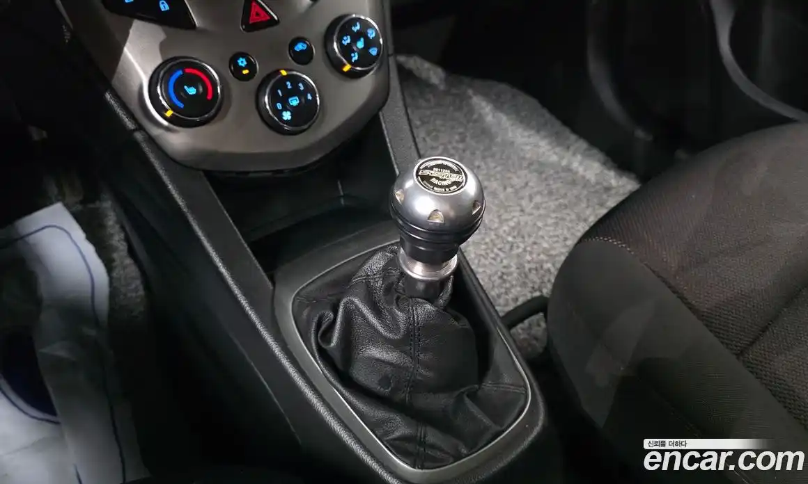 Chevrolet Aveo 2015 1.4 механика, фото 9