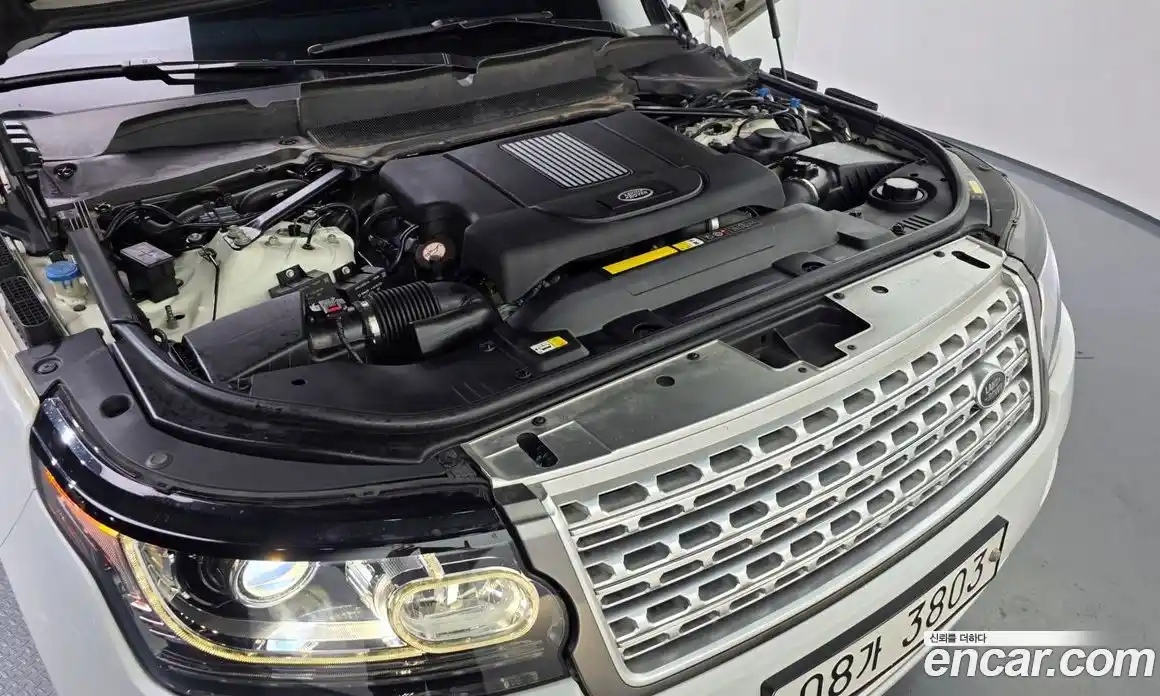 Land Rover Range Rover 2017 4.4 автомат (гидро), фото 6