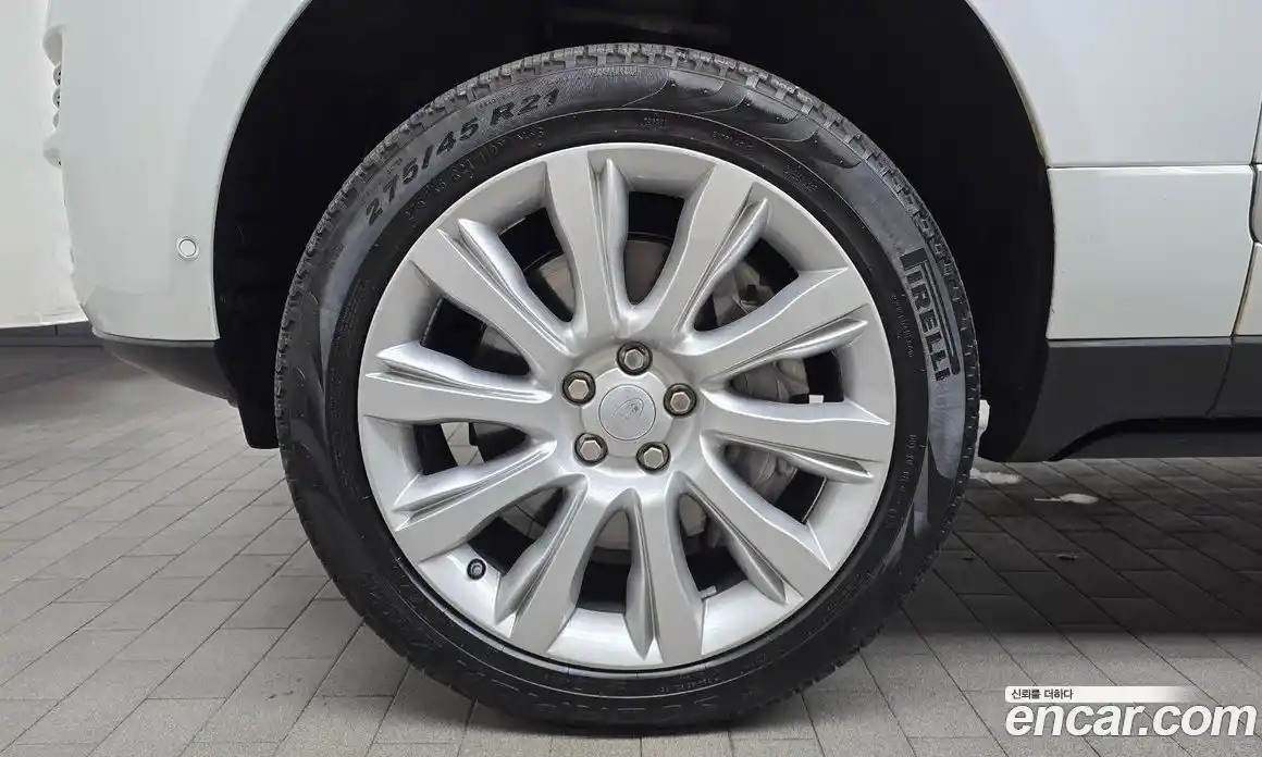 Land Rover Range Rover 2016 4.4 автомат (гидро), фото 5