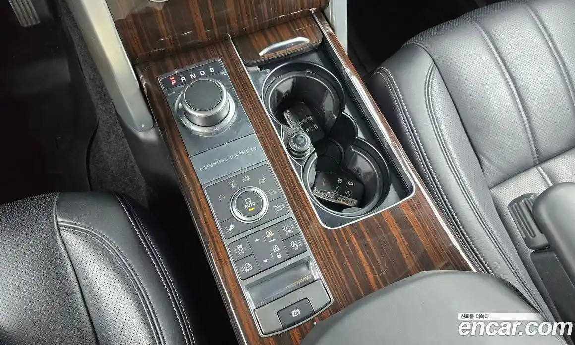 Land Rover Range Rover 2016 4.4 автомат (гидро), фото 9