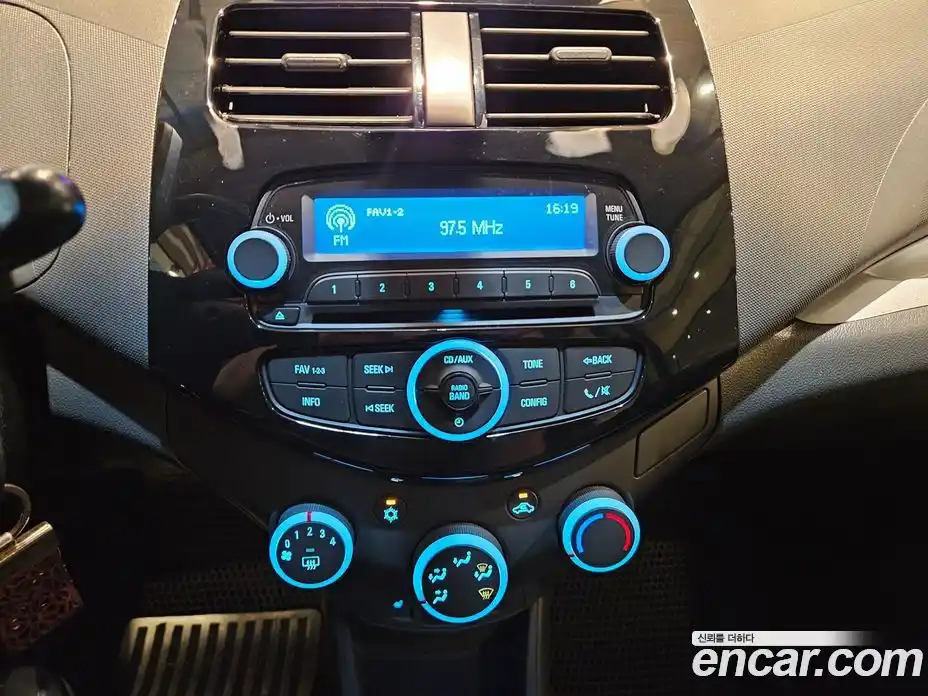 Chevrolet Spark 2013 1.0 автомат (гидро), фото 13