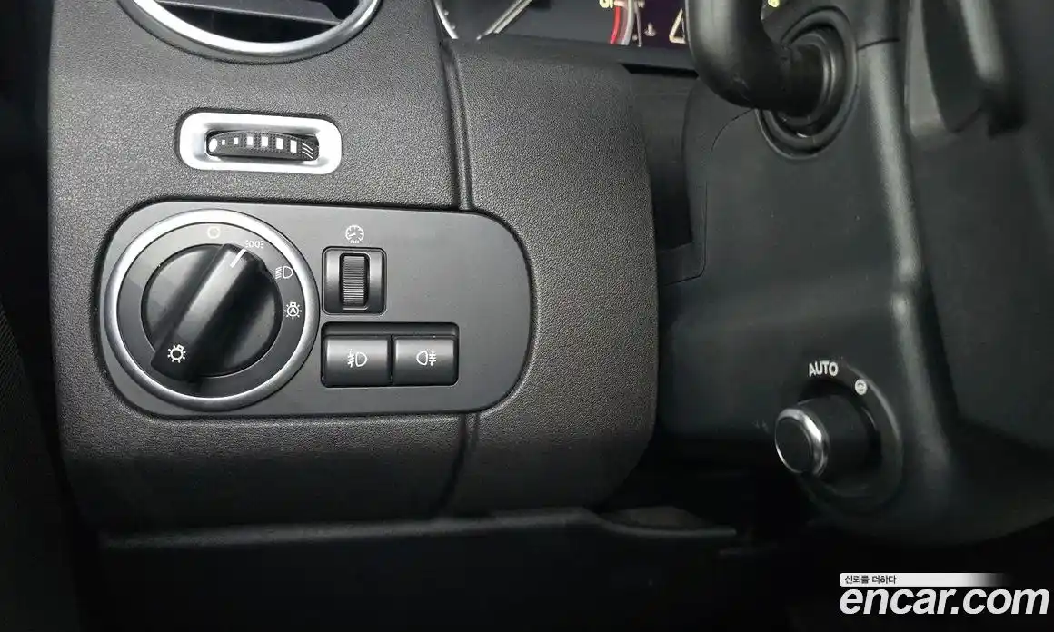 Land Rover Discovery 2016 3.0 автомат (гидро), фото 18