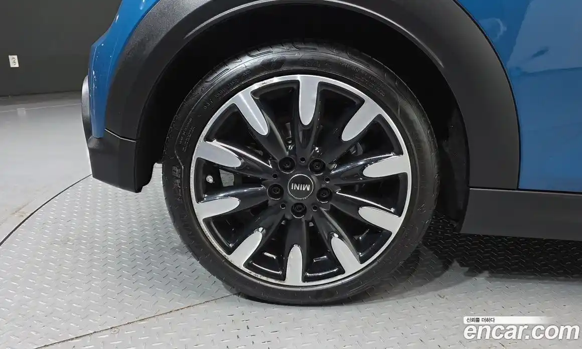 Mini Cooper 2021 2.0 автомат (гидро), фото 5