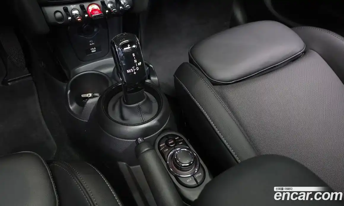 Mini Cooper 2022 1.5 автомат (гидро), фото 12