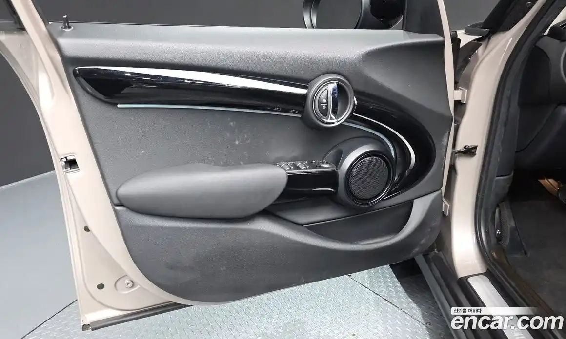 Mini Cooper 2022 1.5 автомат (гидро), фото 14