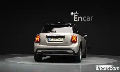 Mini Cooper 2022 1.5 автомат (гидро), миниатюра 4