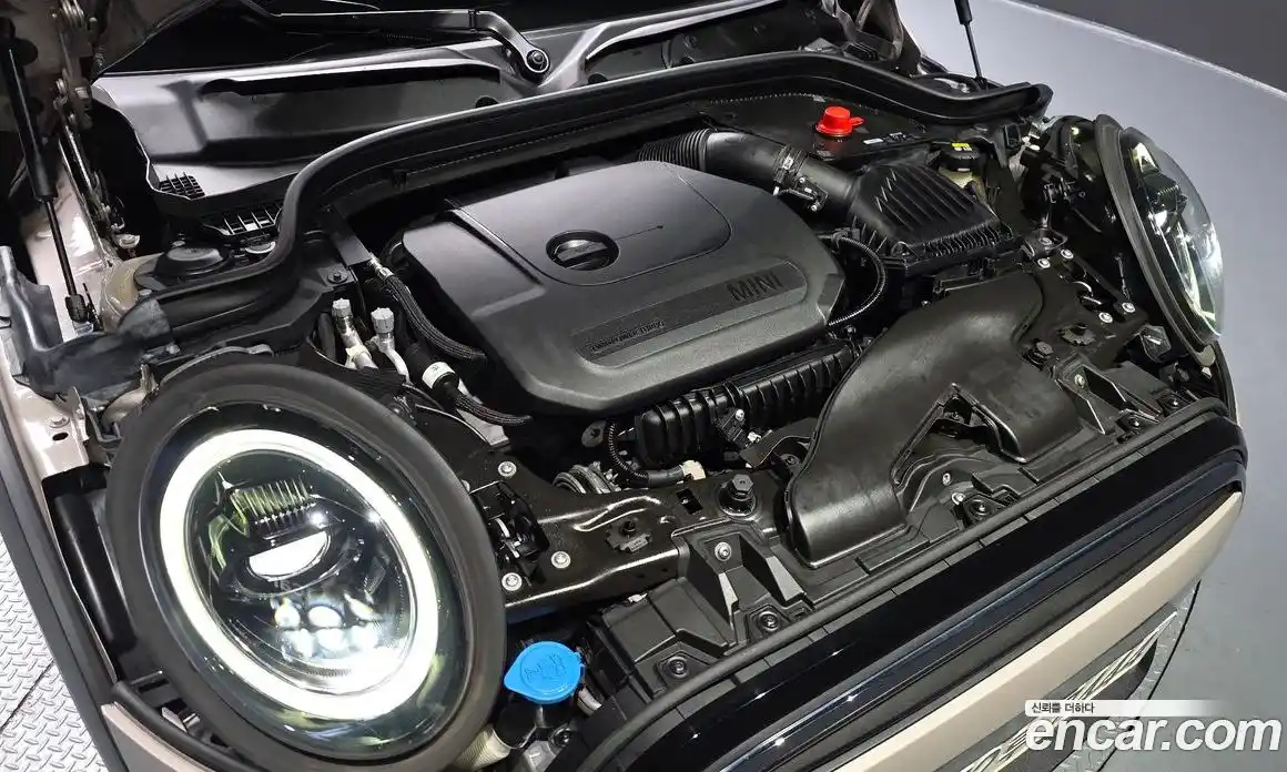 Mini Cooper 2022 1.5 автомат (гидро), фото 6
