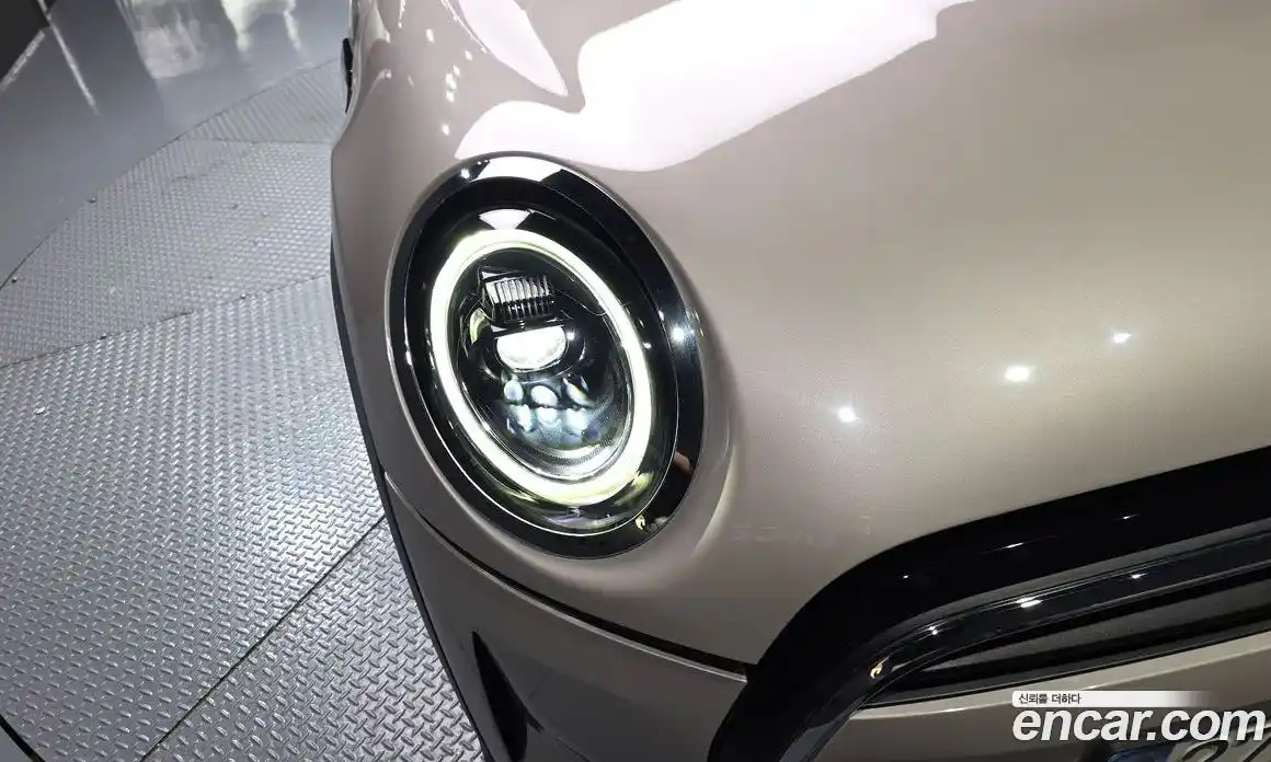 Mini Cooper 2022 1.5 автомат (гидро), фото 8