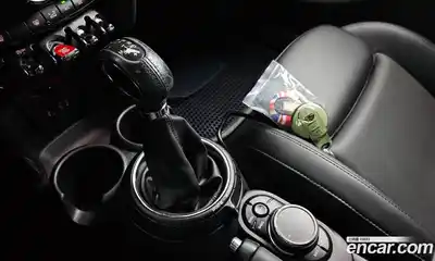 Mini Cooper 2016 2.0 автомат (гидро), миниатюра 9
