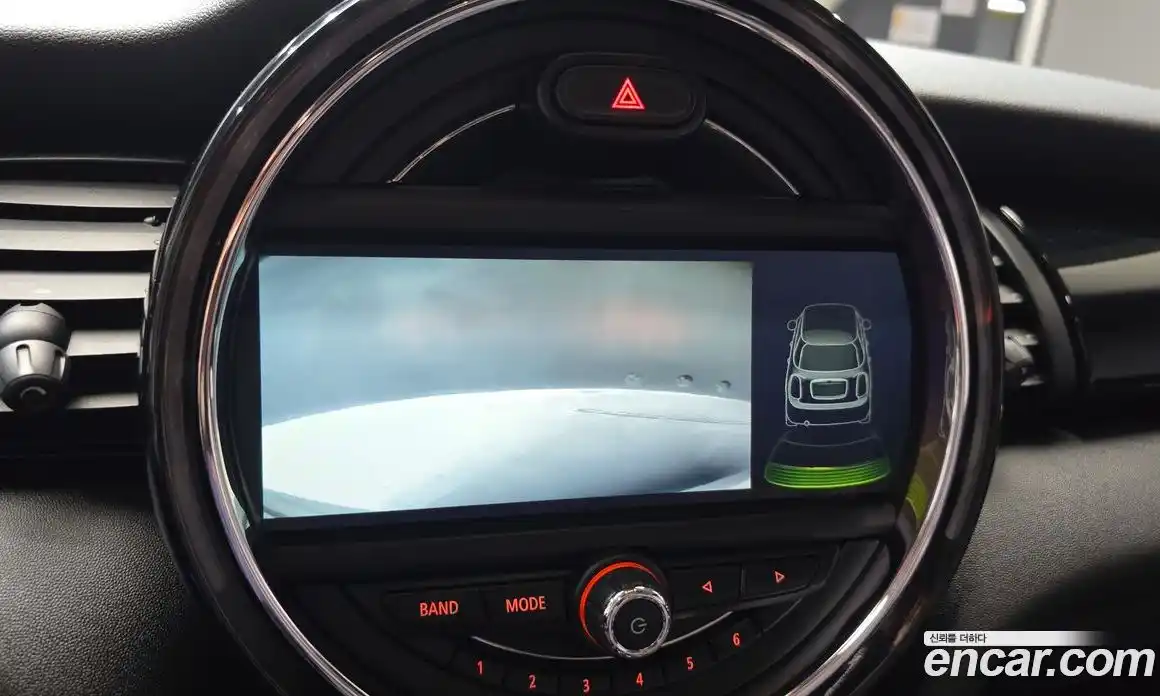 Mini Cooper 2014 1.5 автомат (гидро), фото 14
