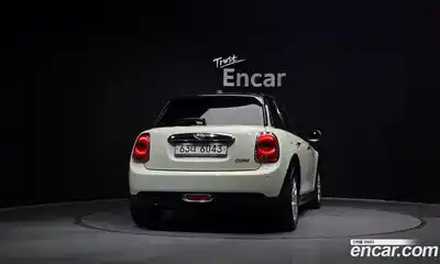 Mini Cooper 2014 1.5 автомат (гидро), миниатюра 4