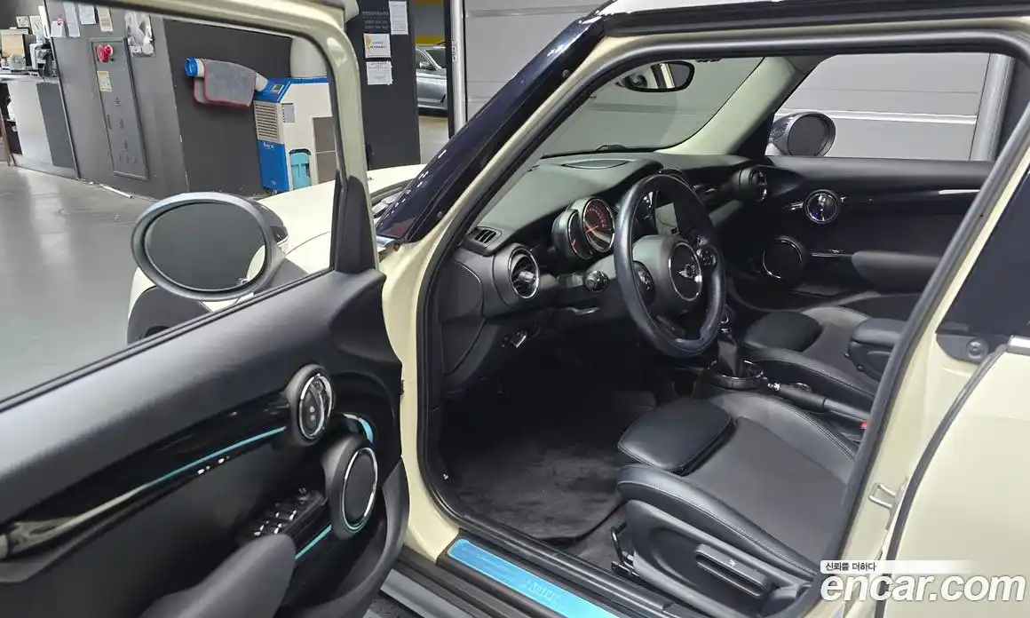 Mini Cooper 2014 1.5 автомат (гидро), фото 10