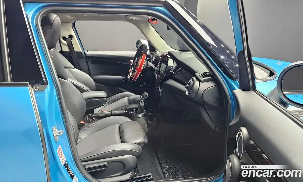 Mini Cooper 2016 1.5 автомат (гидро), фото 11