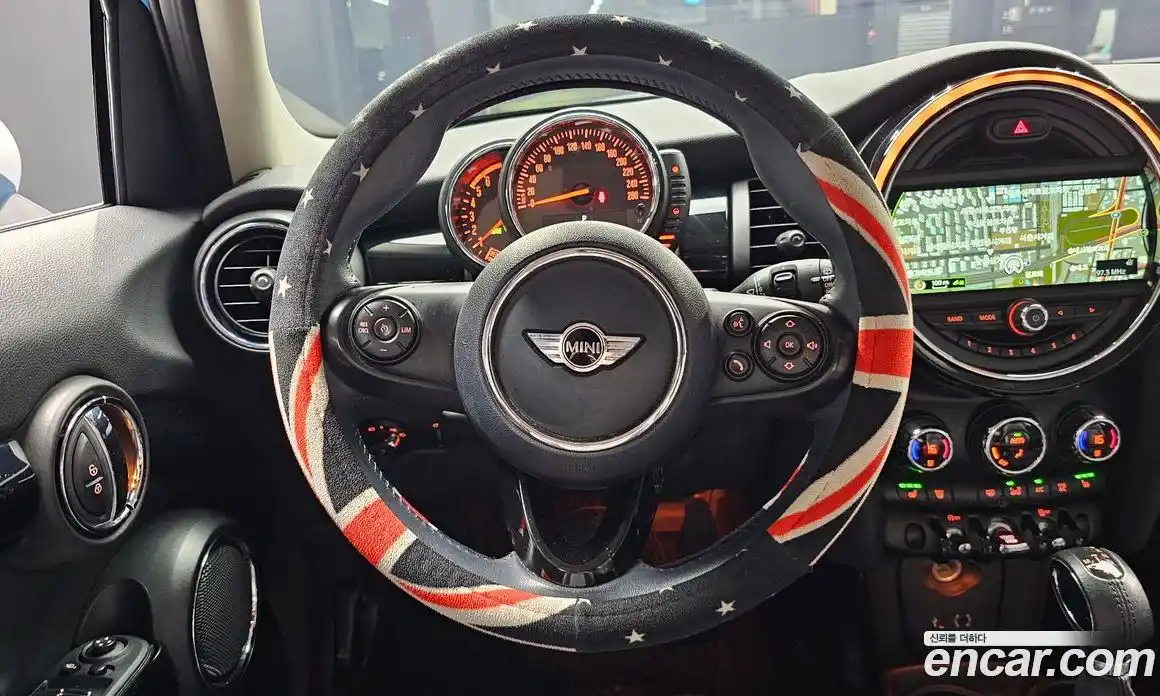 Mini Cooper 2016 1.5 автомат (гидро), фото 13