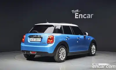 Mini Cooper 2016 1.5 автомат (гидро), миниатюра 2