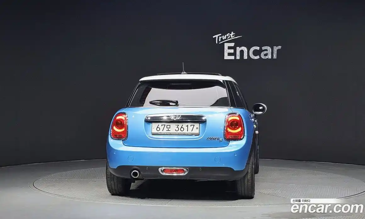 Mini Cooper 2016 1.5 автомат (гидро), фото 4