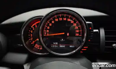 Mini Cooper 2016 1.5 автомат (гидро), миниатюра 8