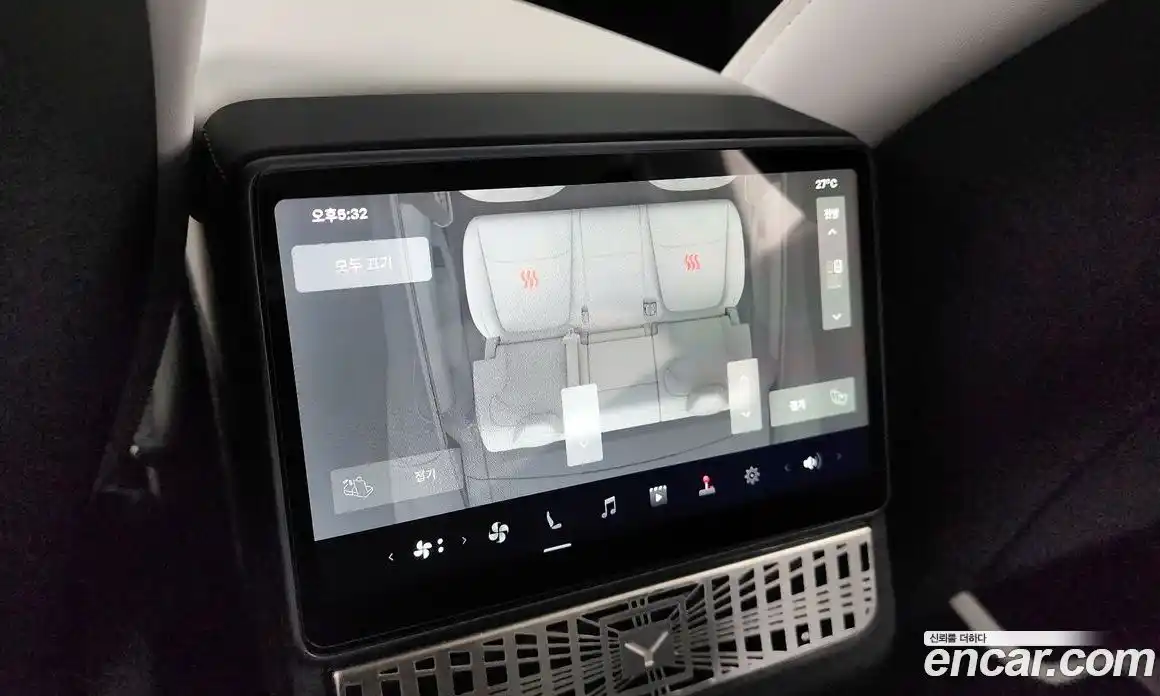 Tesla Model Y 2025 0.2 гидро, фото 25