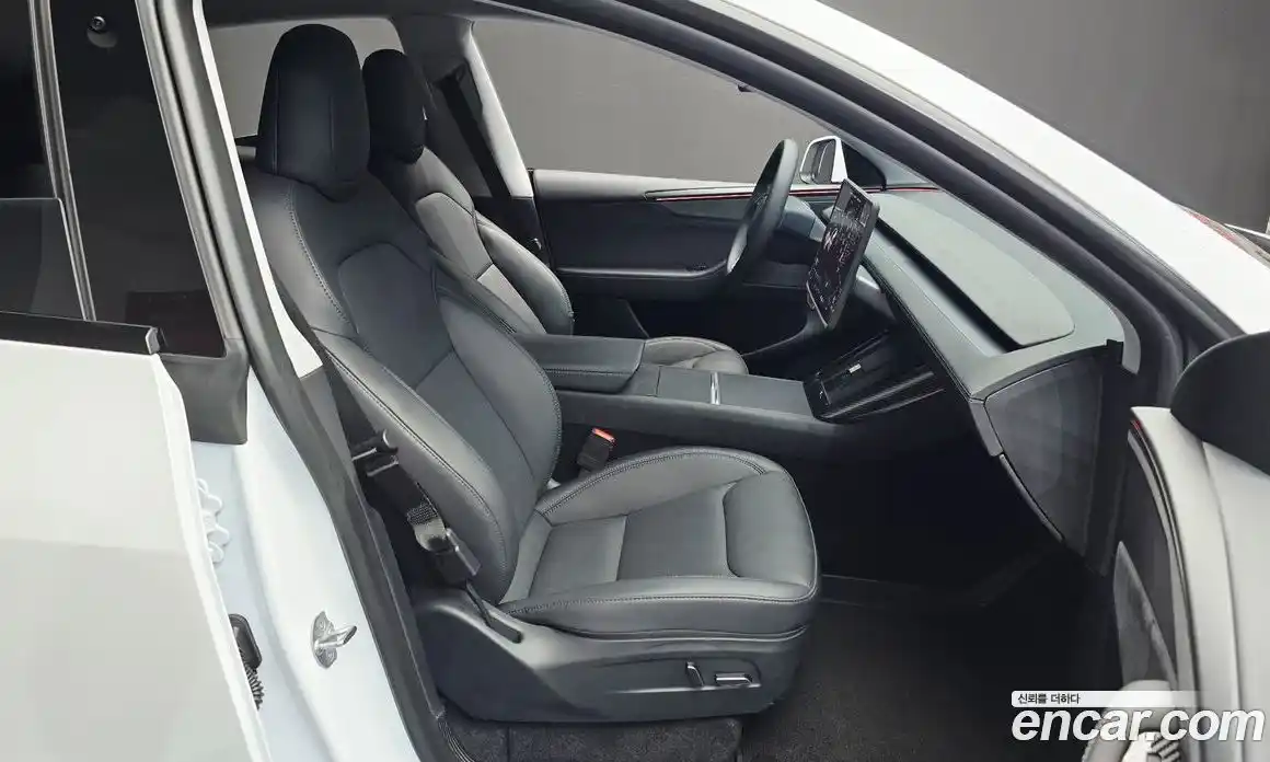 Tesla Model Y 2025 0.2 гидро, фото 18