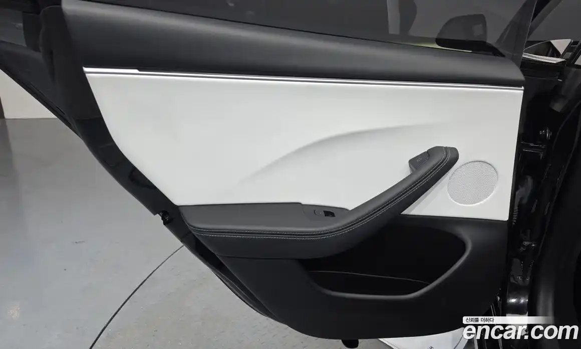 Tesla Model 3 2024 0.2 гидро, фото 15