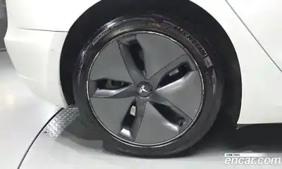 Tesla Model 3 2020 0.2 гидро, миниатюра 5