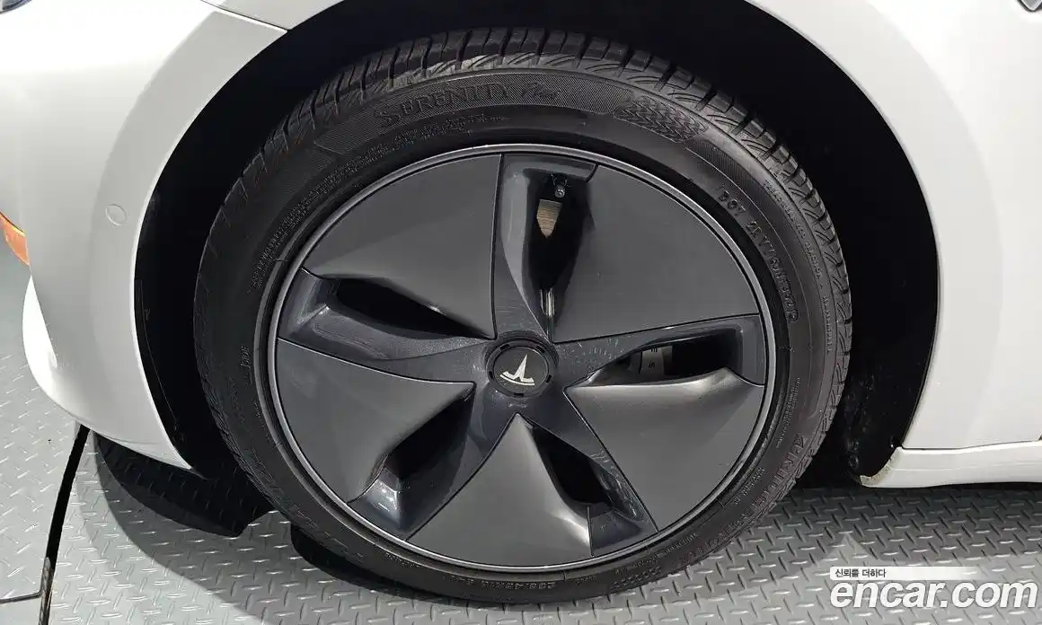 Tesla Model 3 2020 0.2 гидро, фото 5