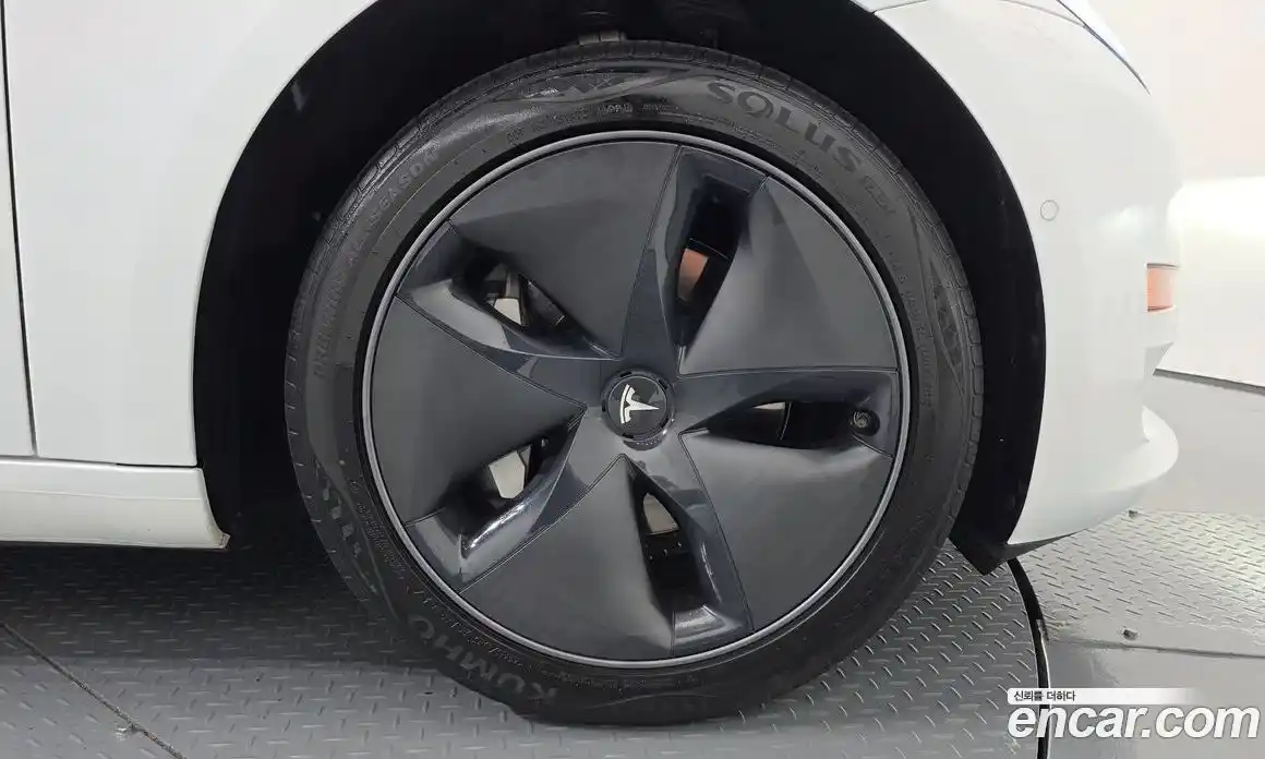 Tesla Model 3 2020 0.1 гидро, фото 7