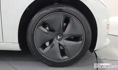Tesla Model 3 2020 0.1 гидро, миниатюра 7