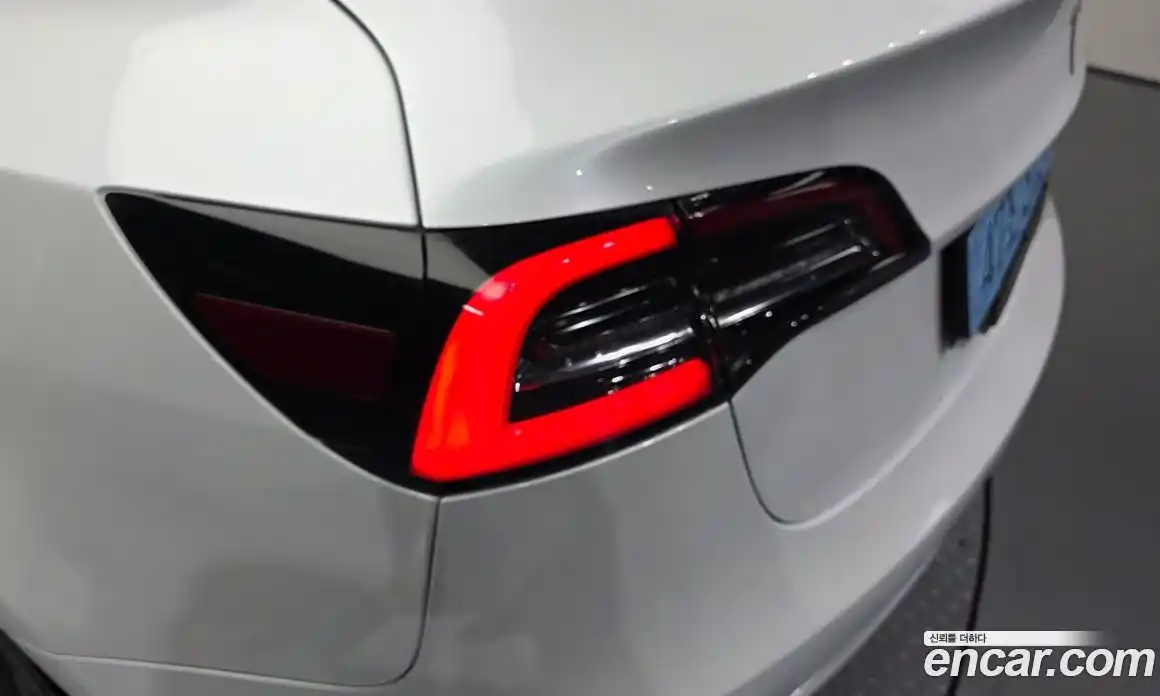Tesla Model 3 2020 0.1 гидро, фото 9