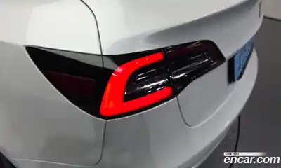 Tesla Model 3 2020 0.1 гидро, миниатюра 9