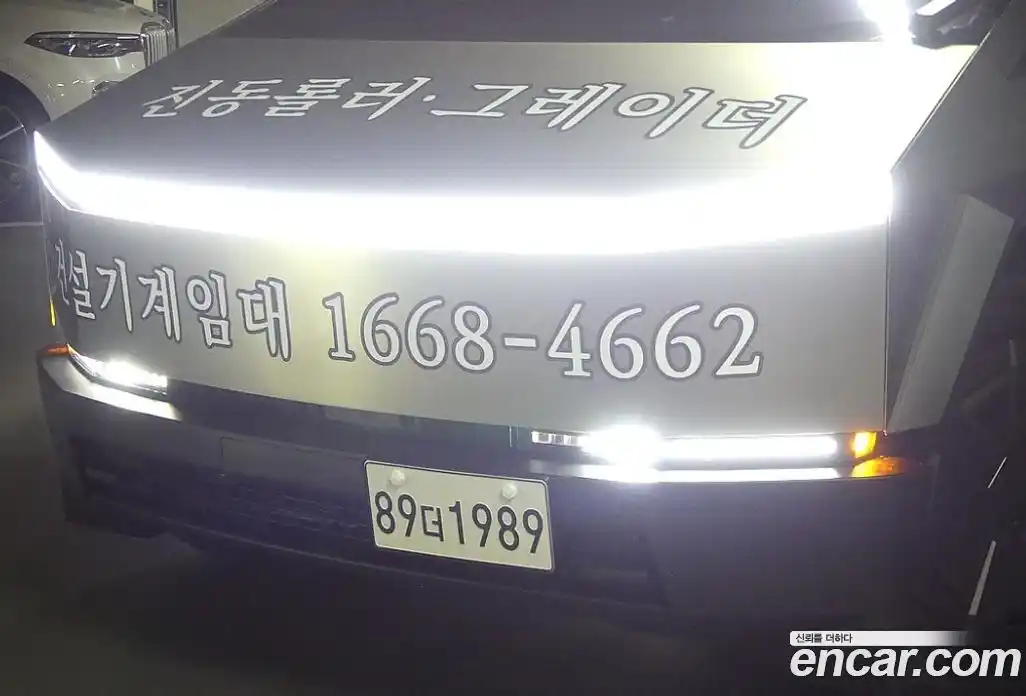 Tesla Cybertruck 2026 0.2 гидро, фото 3