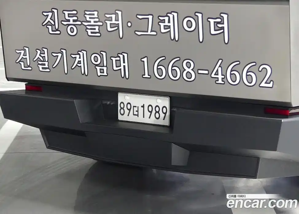 Tesla Cybertruck 2026 0.2 гидро, фото 4