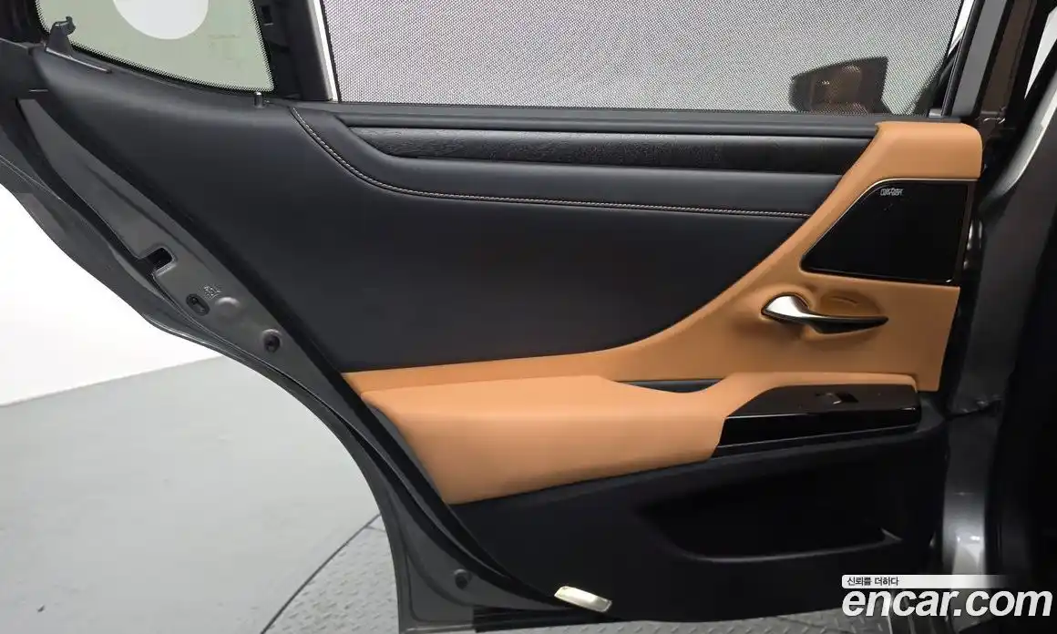 Lexus ES 2023 2.5 гидро, фото 15