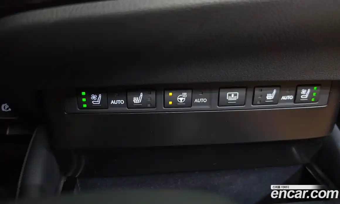 Lexus ES 2023 2.5 гидро, фото 32