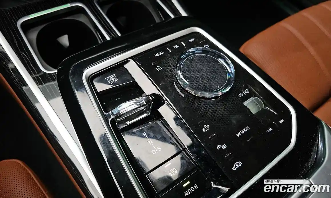 BMW 7 серия 2025 3.0 автомат (гидро), фото 12
