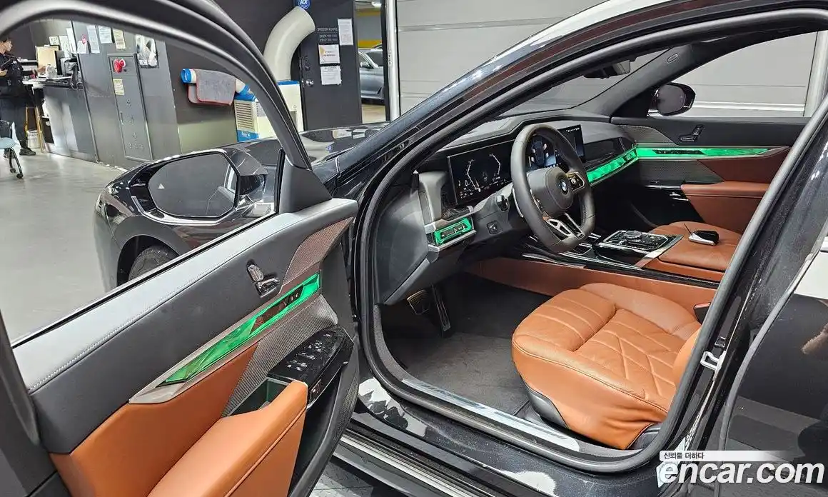 BMW 7 серия 2025 3.0 автомат (гидро), фото 13