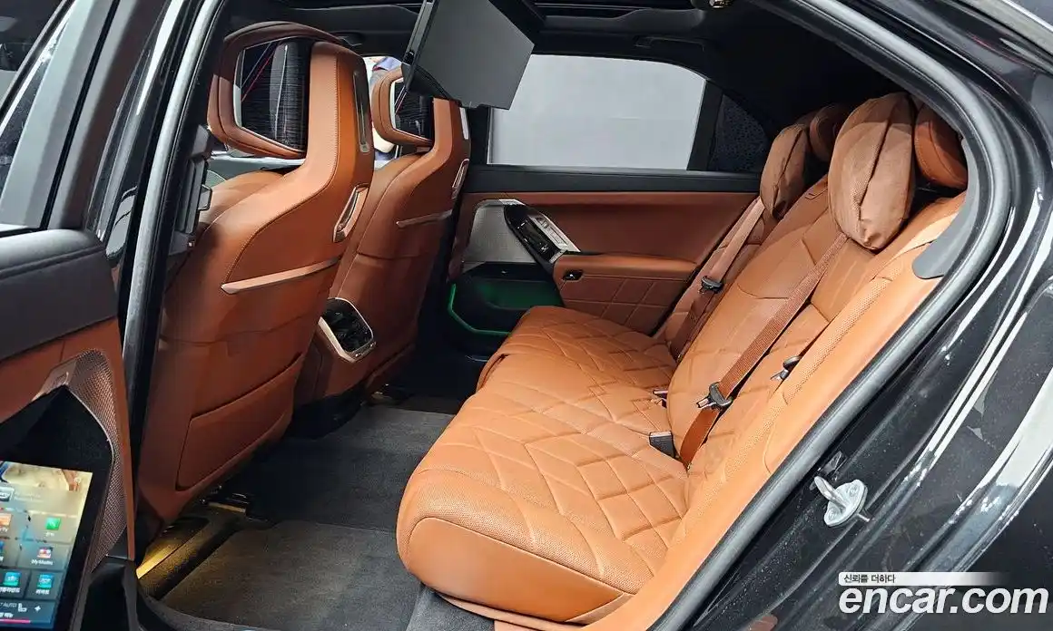 BMW 7 серия 2025 3.0 автомат (гидро), фото 16